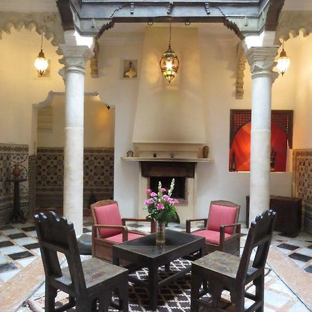 Riad Arous Chamel Tangier Bagian luar foto