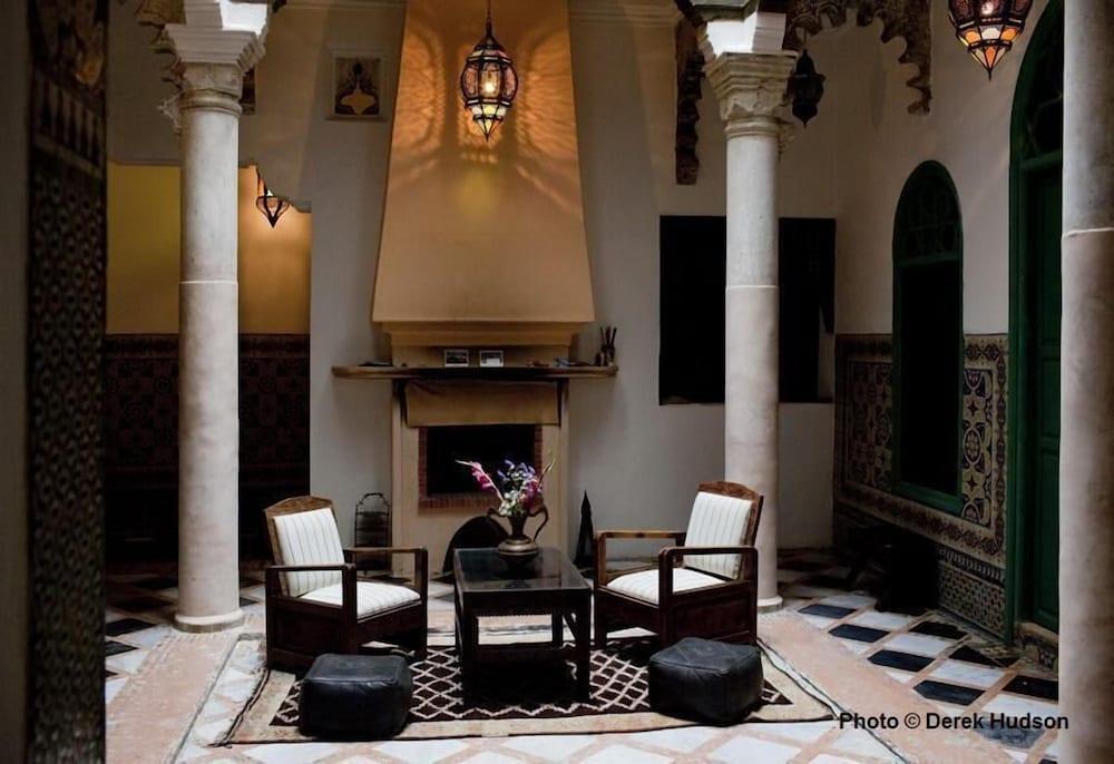 Riad Arous Chamel Tangier Bagian luar foto